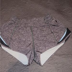lululemon hotty hot shorts barely worn size 4 in grey